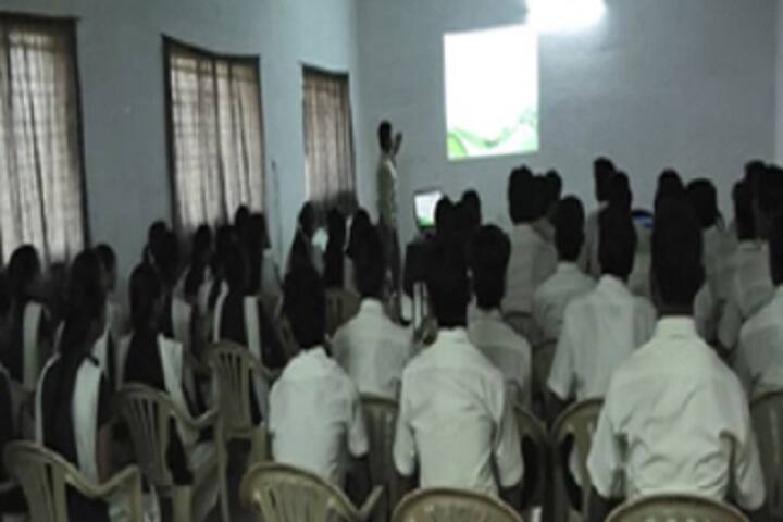 Swatantrya Vir Ganpatrao Ingle College of Horticulture campus in Jalgaon, Maharashtra, India — photo 2