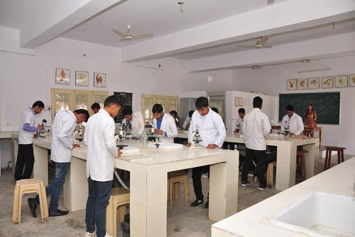 Ranchi College of Pharmacy campus in Ranchi, Jharkhand, India — photo 4