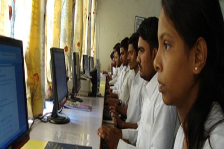 Rajmata Jijau Shikshan Prasarak Mandal's Institute of Pharmacy campus in Pune, Maharashtra, India — photo 4