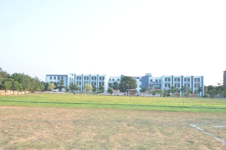 Ramkumari College of Pharmacy campus in Jhunjhunu, Rajasthan, India — photo 6