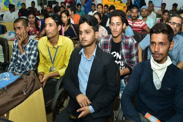 Thakur Prasad Singh College campus in Patna, Bihar, India — photo 1