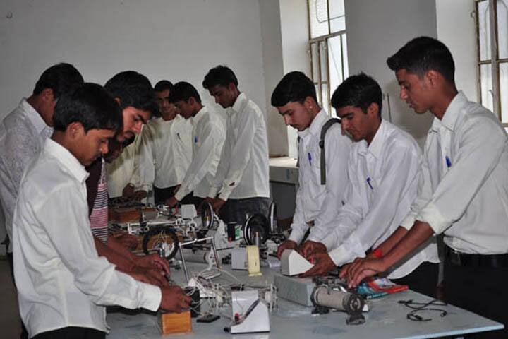 Shekhawati Mahavidyalaya campus in Sikar, Rajasthan, India — photo 5