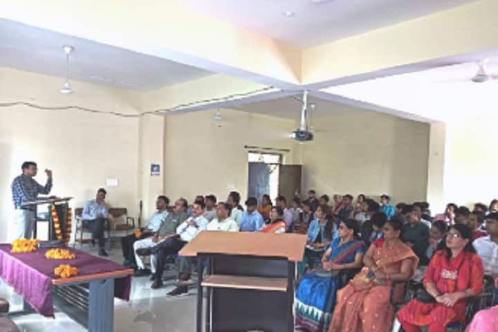 Government PG College campus in Biaora, Madhya Pradesh, India — photo 5