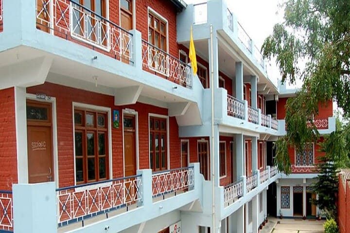 Vijay Memorial College of Education campus in Balh, Himachal Pradesh, India — photo 1