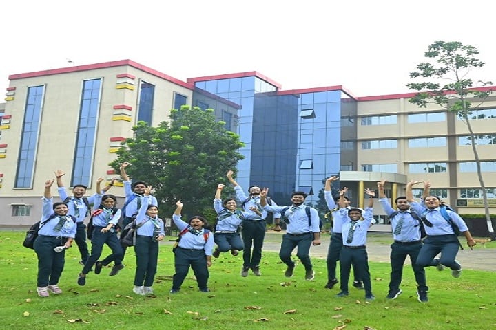 SKM Institute of Pharmaceutical Sciences and Research campus in Lohapur, West Bengal, India — photo 2