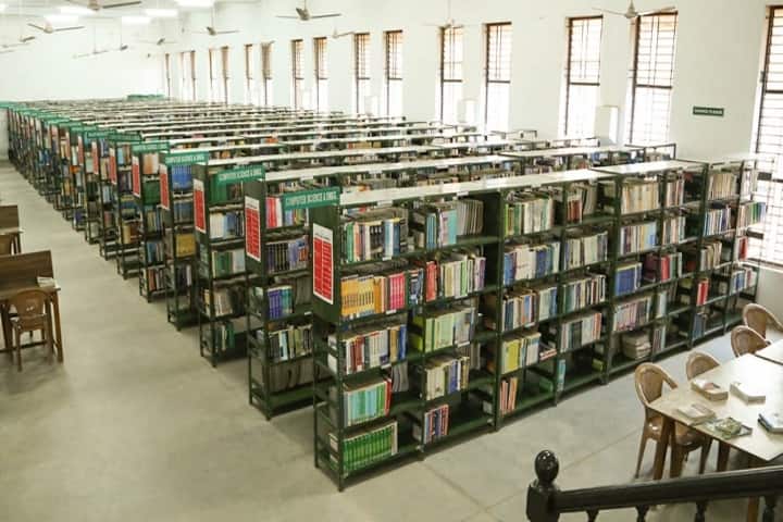 MIET Engineering College campus in Tiruchirappalli, Tamil Nadu, India — photo 3