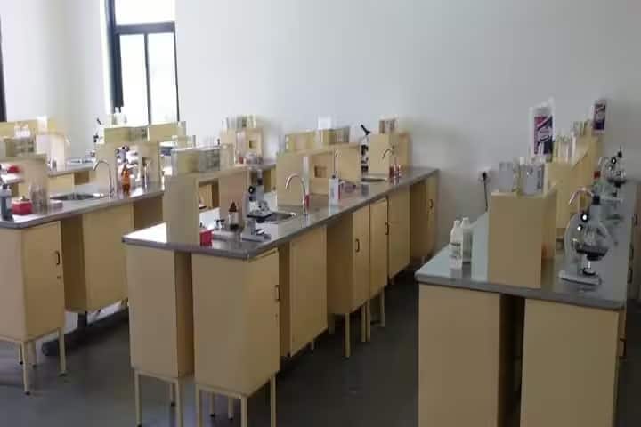 Khyati College of Nursing campus in Ahmedabad, Gujarat, India — photo 5