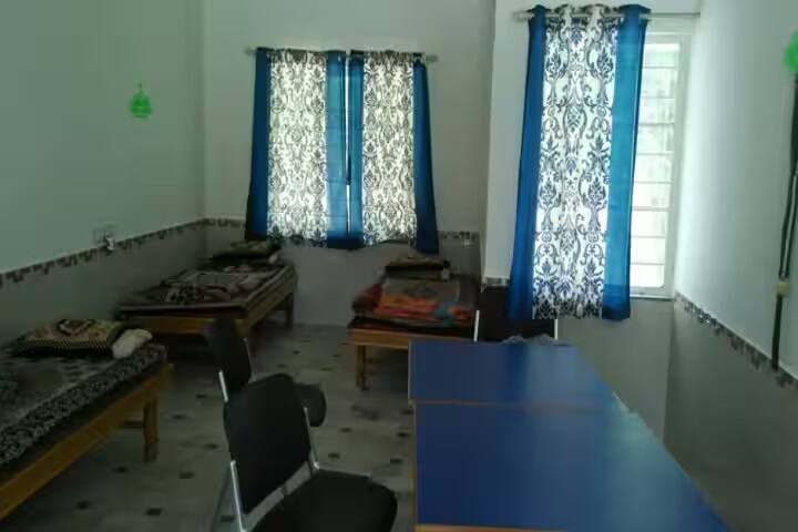 Khyati College of Nursing campus in Ahmedabad, Gujarat, India — photo 6