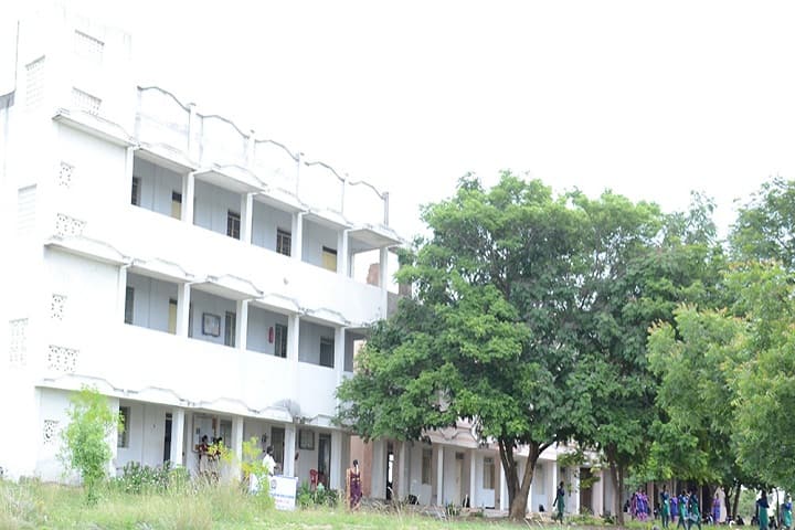 Keerrai Thamil Selvan College of Nursing campus in Pudukkottai, Tamil Nadu, India — photo 1