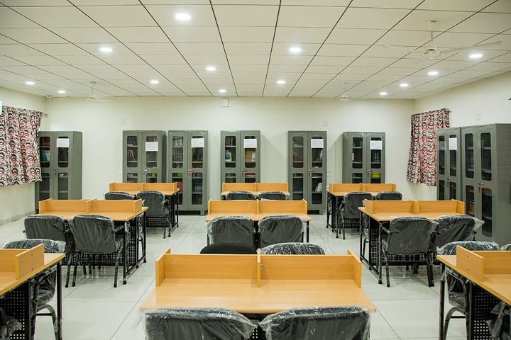 KD Institute of Nursing Sciences campus in Ahmedabad, Gujarat, India — photo 2