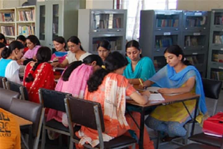 Swami Vivekanand Post Graduate College of Education campus in Bhoranj, Himachal Pradesh, India — photo 4