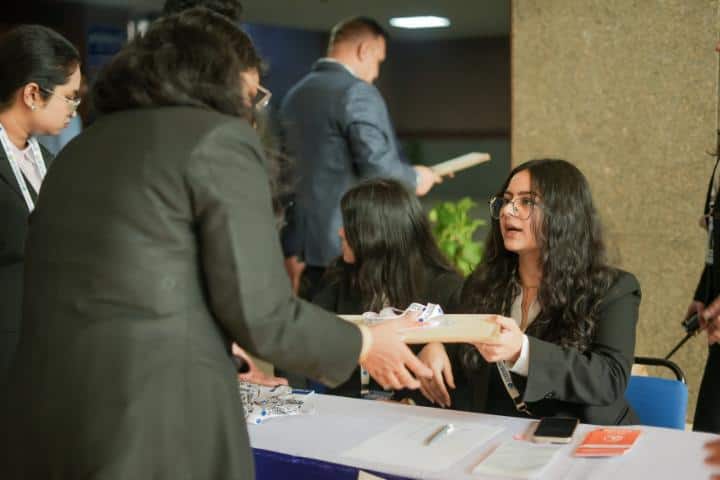 Amity University campus in Noida, Uttar Pradesh, India — photo 3