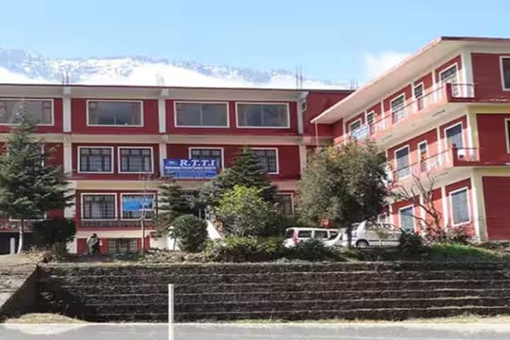 Rameshwari Teacher Training Institute campus in Kullu, Himachal Pradesh, India — photo 1