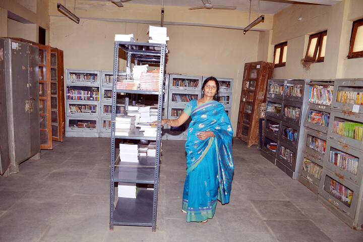Government College campus in Kundam, Madhya Pradesh, India — photo 3
