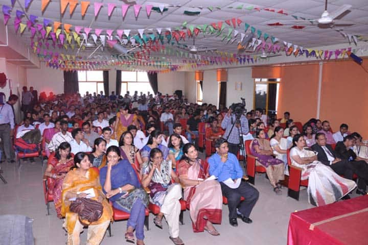 Dr GD Pol Foundations YMT Homoeopathic Medical College Hospital campus in Navi Mumbai, Maharashtra, India — photo 2