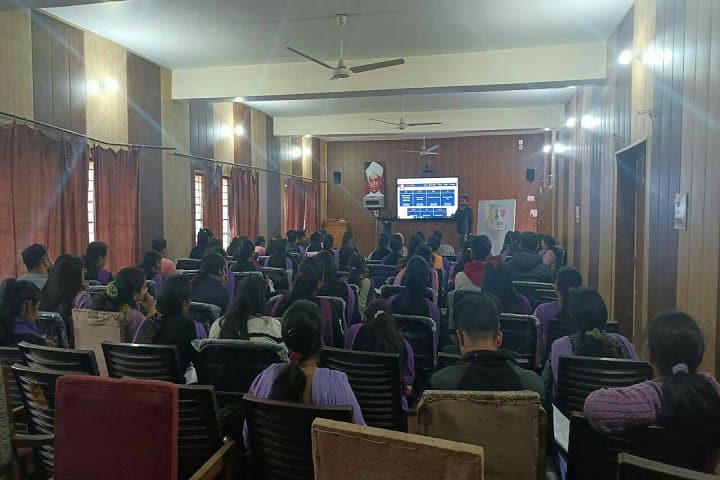 Lal Bahadur Shastri College of Education campus in Kathua, Jammu and Kashmir, India — photo 4
