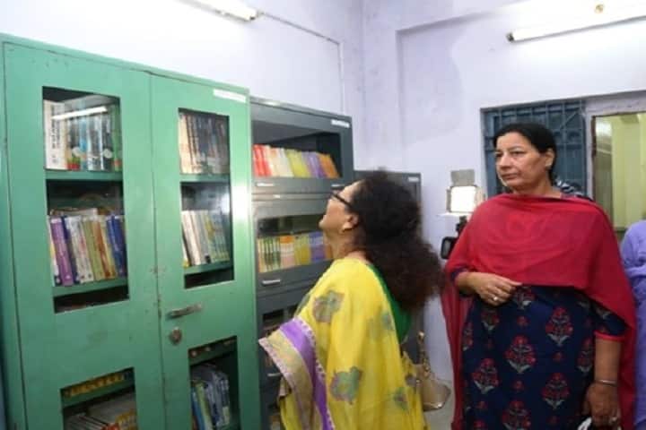 Government Girls College campus in Dhar, Madhya Pradesh, India — photo 5
