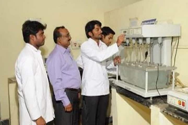 SJM College of Pharmacy campus in Chitradurga, Karnataka, India — photo 2