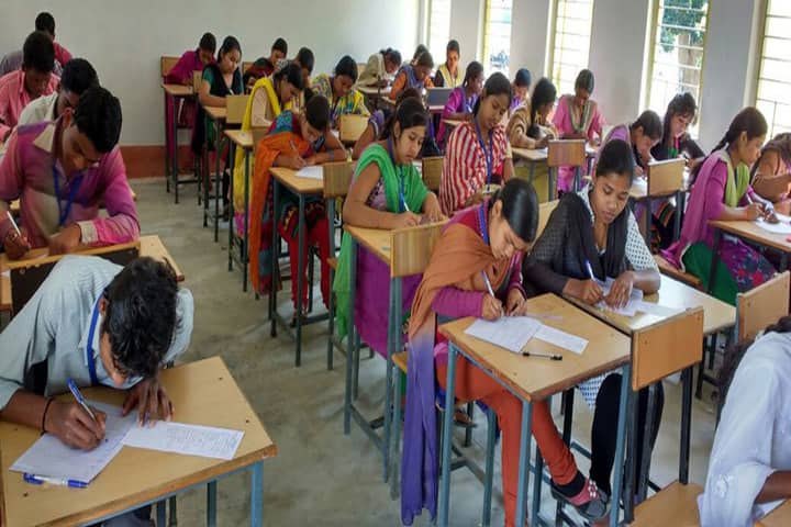 Government Balasaheb Deshpande College campus in Kunkuri, Chhattisgarh, India — photo 3