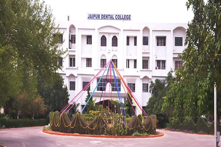 Maharaj Vinayak Global University campus in Jaipur, Rajasthan, India — photo 2