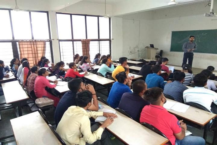 Dr Subhash University campus in Junagadh, Gujarat, India — photo 4