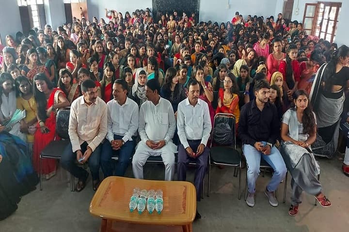 Sri RK Mahila College campus in Giridih, Jharkhand, India — photo 4