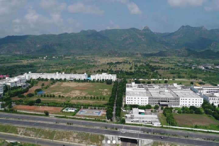 Katuri College of Nursing campus in Guntur, Andhra Pradesh, India — photo 2