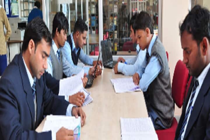 Himalayan Institute of Pharmacy and Research campus in Lucknow, Uttar Pradesh, India — photo 6