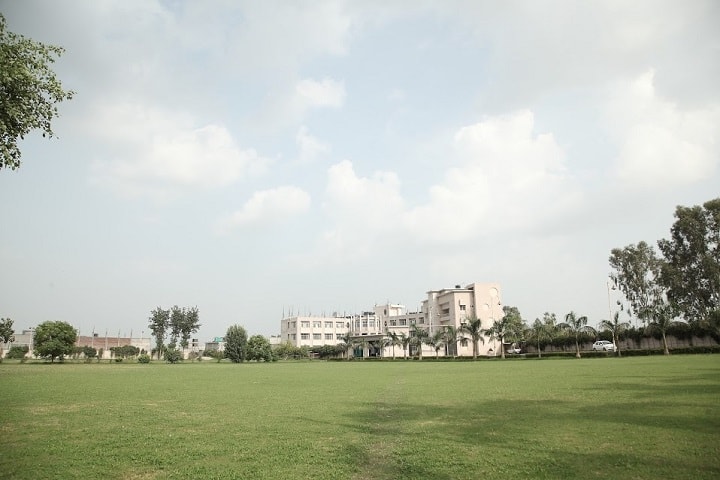 Institute of Nursing Education Guru Teg Bahadur Sahib Hospital campus in Ludhiana, Punjab, India — photo 5