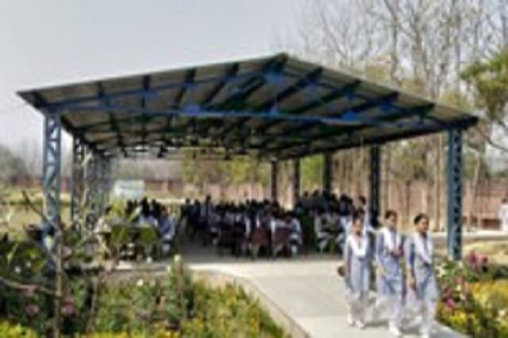 Hillary Clinton Nursing School campus in Saharanpur, Uttar Pradesh, India — photo 3