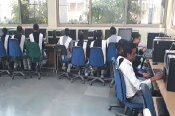 Hillary Clinton Nursing School campus in Saharanpur, Uttar Pradesh, India — photo 6