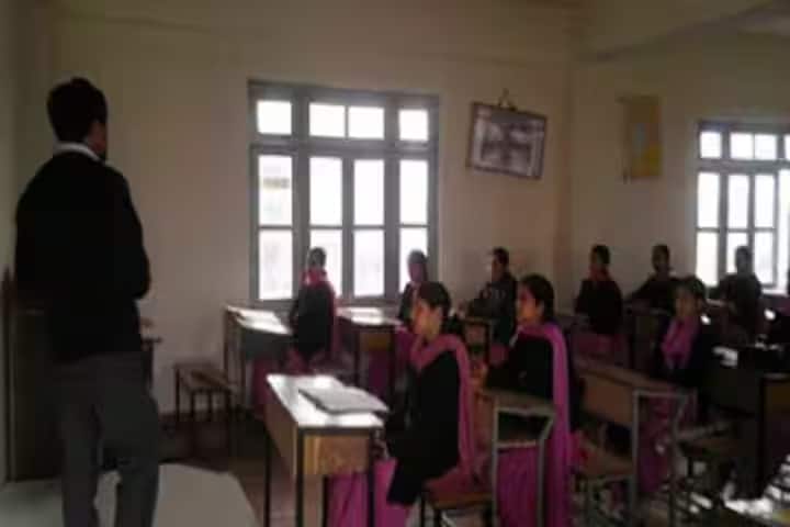 Abhilashi PG College of Education campus in Mandi, Himachal Pradesh, India — photo 2
