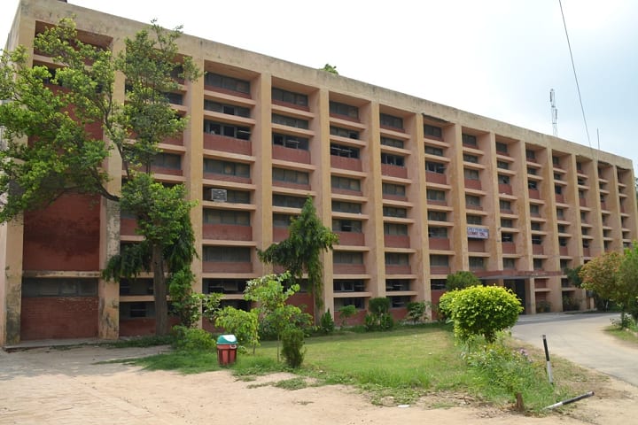 Government Polytechnic campus in Sirsa, Haryana, India — photo 2