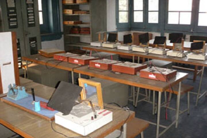 Institute of Advanced Studies in Education campus in Srinagar, Jammu and Kashmir, India — photo 2