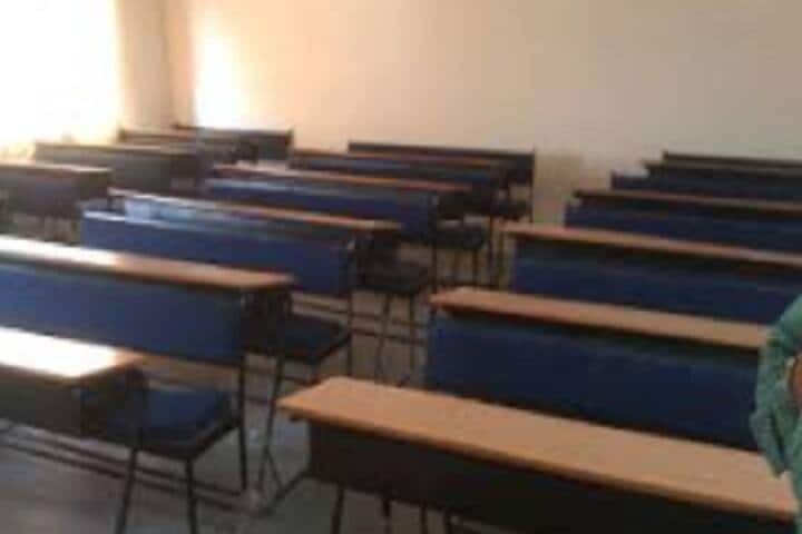 Shri Swaminarayan Gurukul B Ed College campus in Palanpur, Gujarat, India — photo 1