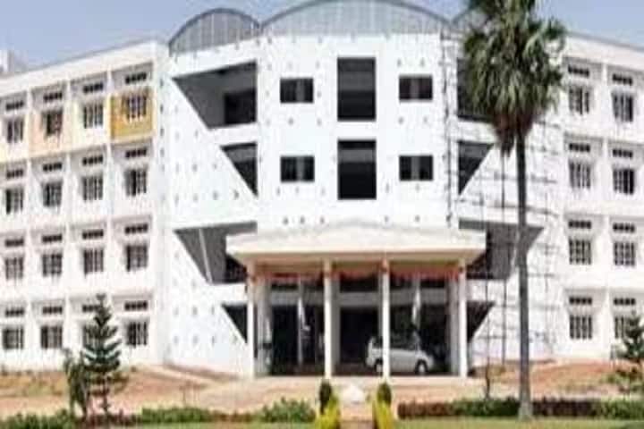 Shri Swaminarayan Gurukul B Ed College campus in Palanpur, Gujarat, India — photo 2