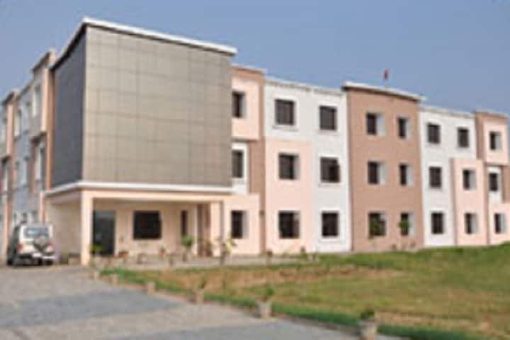 Singha College of Pharmacy campus in Jalandhar, Punjab, India — photo 1