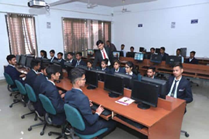 Ram Teerath College of Pharmacy campus in Hapur, Uttar Pradesh, India — photo 4
