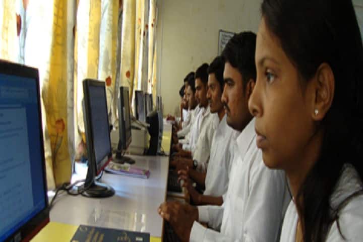 Rajmata Jijau Shikshan Prasarak Mandal's College of Pharmacy campus in Pimpri-Chinchwad, Maharashtra, India — photo 4