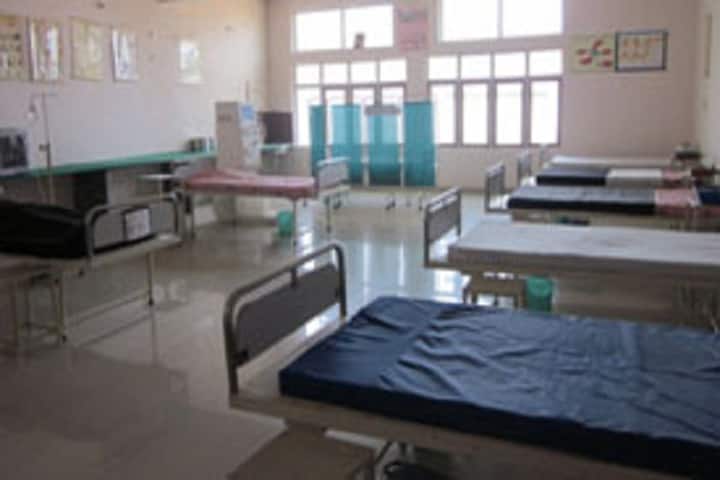 Indira Gandhi College of Nursing campus in Jabalpur, Madhya Pradesh, India — photo 3