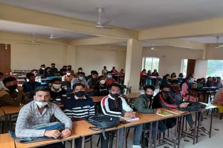 Shree Mahaveer B Ed College campus in Banswara, Rajasthan, India — photo 3