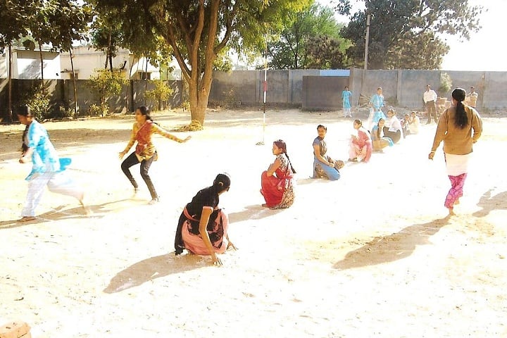 Smt Patel Manjulaben Vitthalbhai College of Education campus in Vijapur, Gujarat, India — photo 2