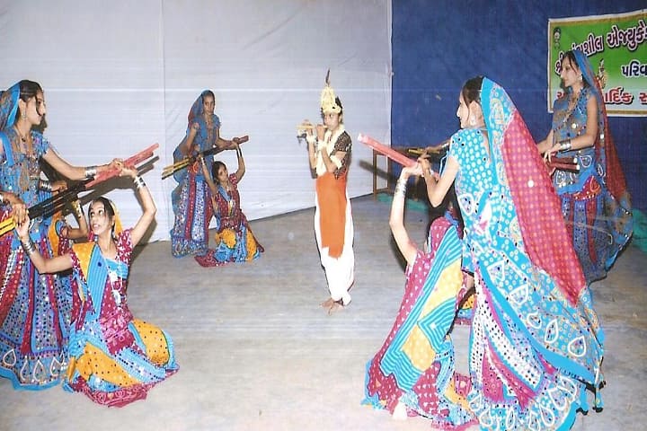 Smt Patel Manjulaben Vitthalbhai College of Education campus in Vijapur, Gujarat, India — photo 3