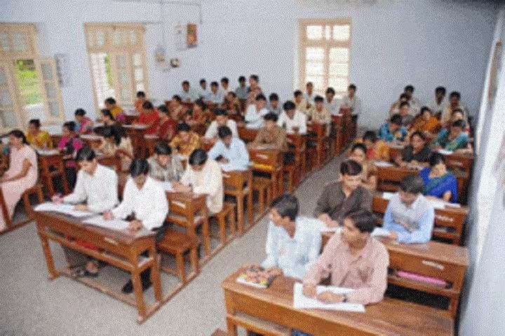 Smt MM Shah College of Education campus in Surendranagar, Gujarat, India — photo 5