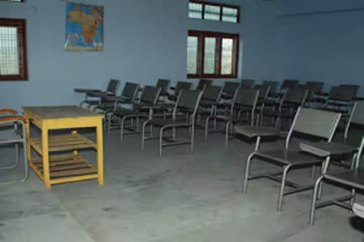 Holy Faith Minority College of Education campus in Kommepalle, Telangana, India — photo 6