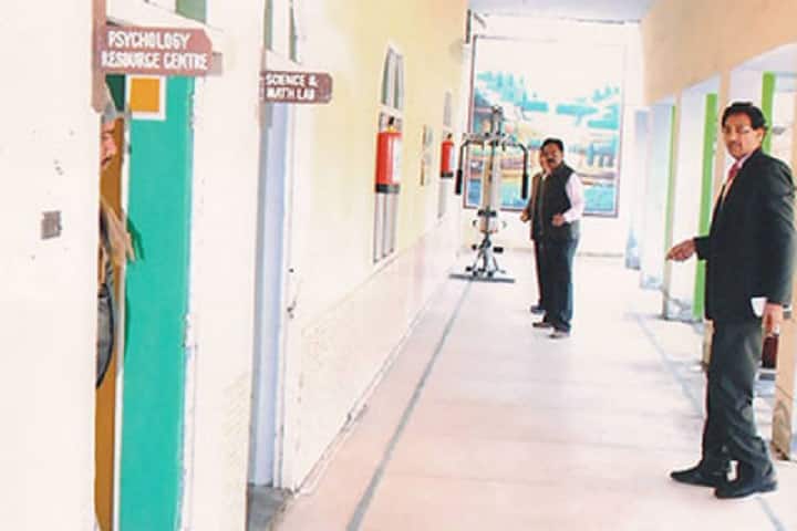 Haleema Marya Anwar Rizvi Parshikshan Sansthan campus in Bijnor, Uttar Pradesh, India — photo 2