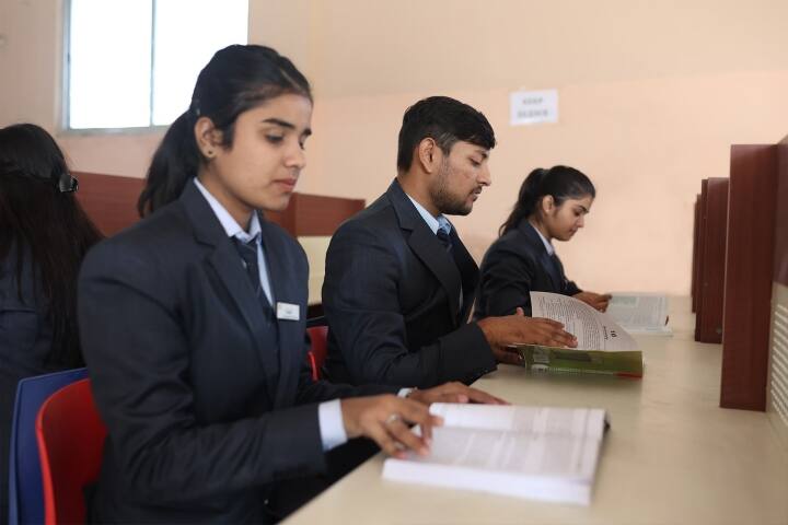 Poddar Business School campus in Jaipur, Rajasthan, India — photo 2