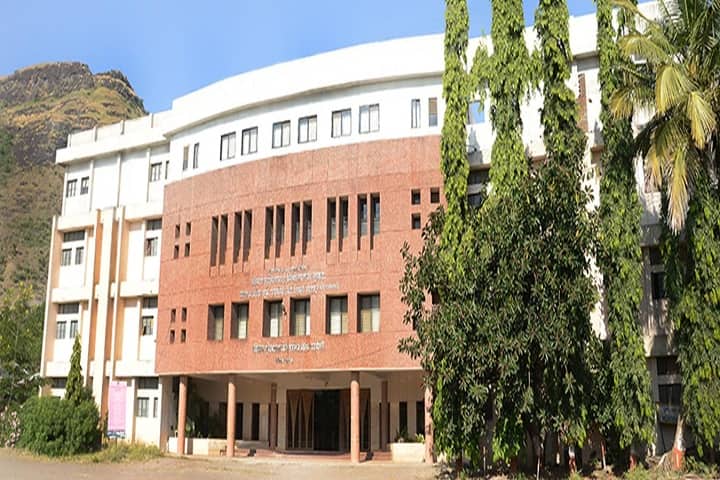 Shriman Suresh Dada Jain College of Pharmacy campus in Nashik, Maharashtra, India — photo 1