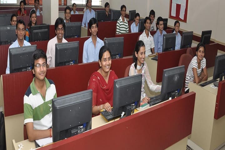 Shriman Suresh Dada Jain College of Pharmacy campus in Nashik, Maharashtra, India — photo 6