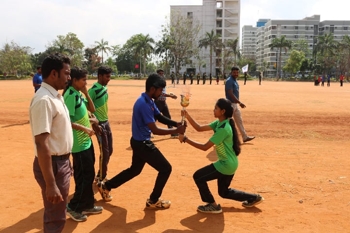 Sri Venkateshwaraa College of Para Medical Sciences campus in Puducherry, India — photo 3
